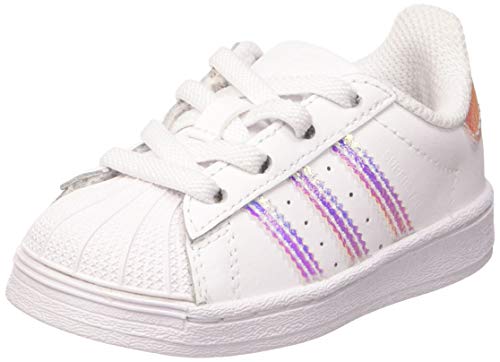 Meilleur adidas superstar femme en 2024 [Basé sur 50 avis d’experts]